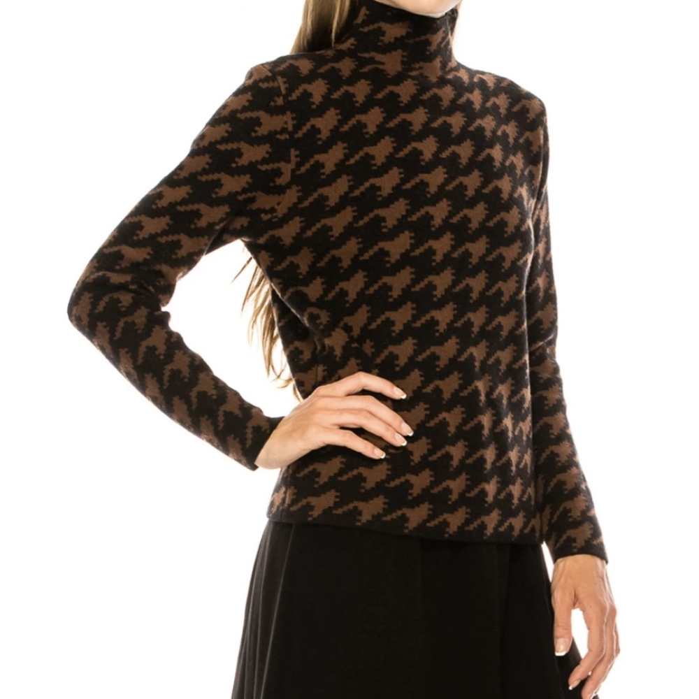 Brown Houndstooth Turtleneck Sweater